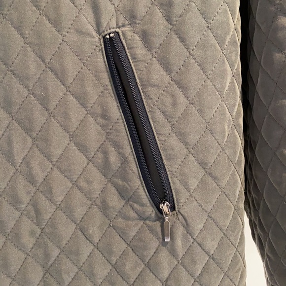 LAST CALL! Won’t be available tom! Jennifer Moore Quilted Jacket - Hunter Green - Picture 2 of 5